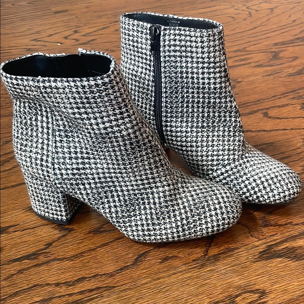 Women's Houndstooth Ankle Boots